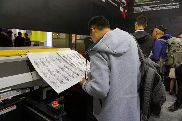 MIMAKI UV噴碼機新時代